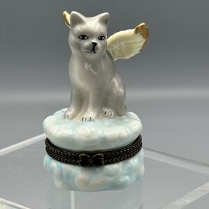 Vtg Unmarked Angel Cat Sitting on Cloud Hinged Trinket Box Heavenly Winged Kitty
